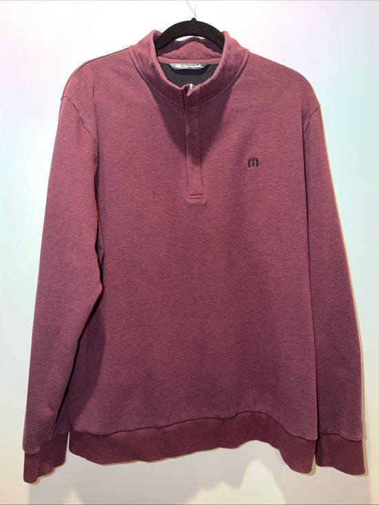 Travis Mathew Other - Travis Mathew Pullover with Maroon